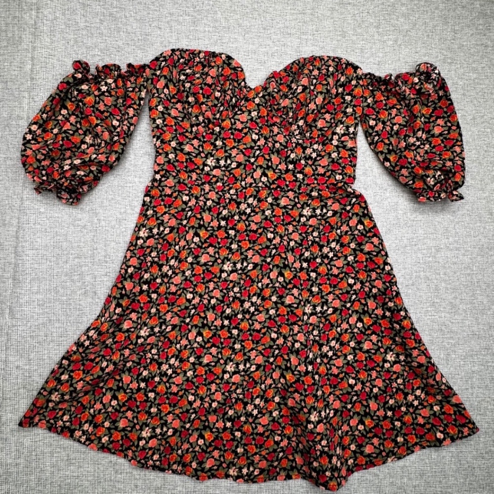 Nasty Gal Sz‎ 2 Black Ditsy Floral Mini Dress Off-Shoulder Puff Sleeve